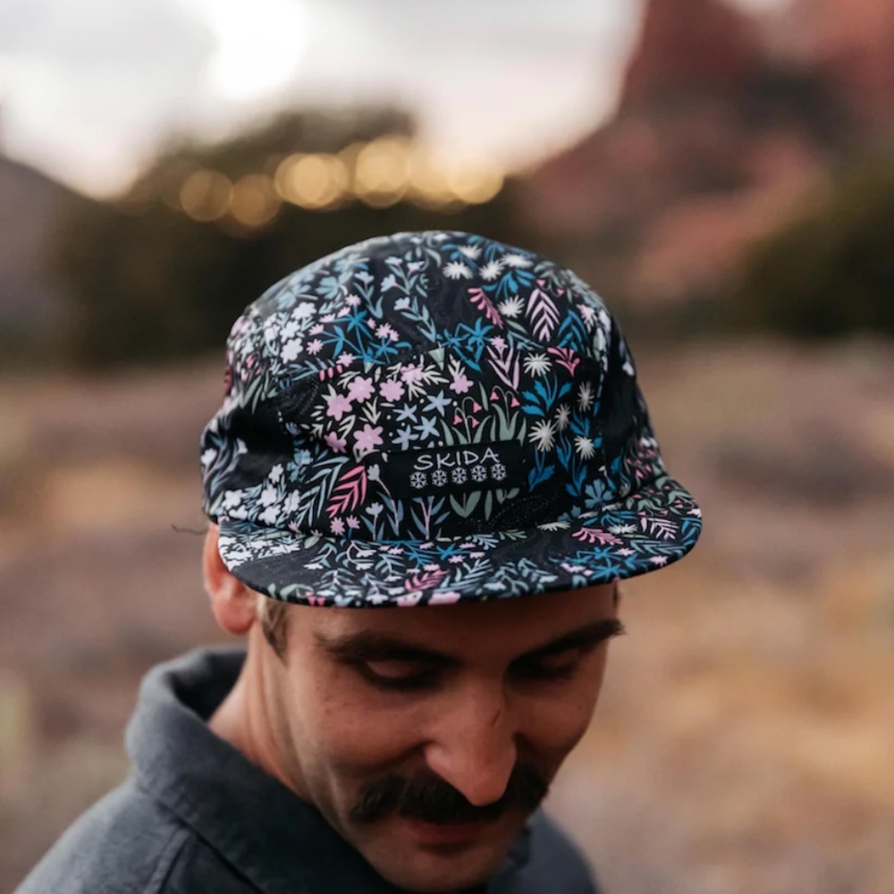 SKIDA BRIMMED HAT - REVERLY